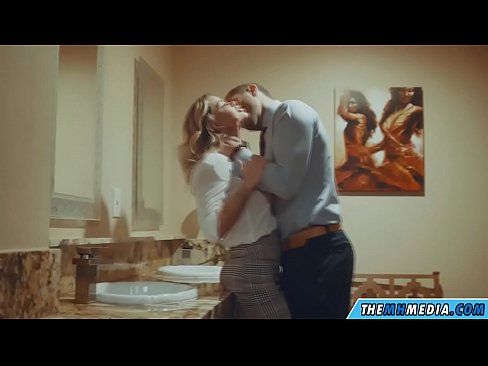 ❤️ 當一個豐滿的金發女郎在公共廁所引誘你時 ❌ 美麗的色情 在我們這裡 zh-tw.mkdou33miass.ru